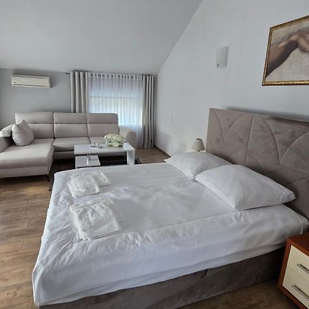 Motel Za Miedza Bralin 外观 照片