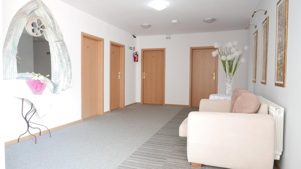 Motel Za Miedza Bralin 外观 照片